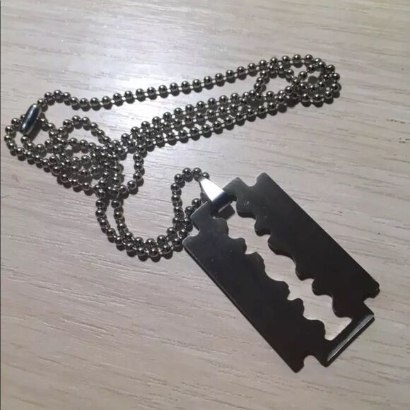 Stainless Steel Razor Blade Pendant Beaded Chain Necklace Jewelry - NEW - Picture 5 of 5